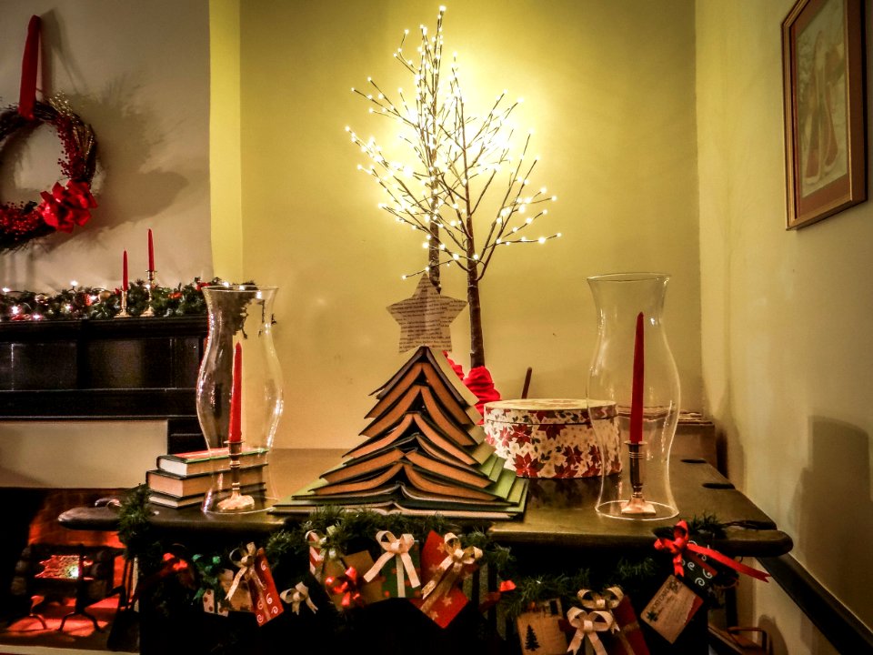 Christmas Decorating Design