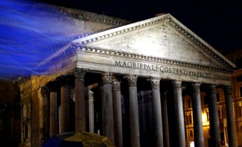 Roma-Italy - Creative Commons By Gnuckx