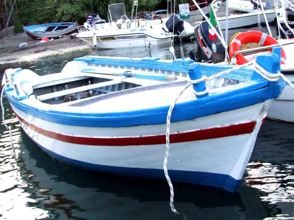 Porto Ulisse-Ognina-Catania-Sicilia-Italy - Creative Commons By Gnuckx