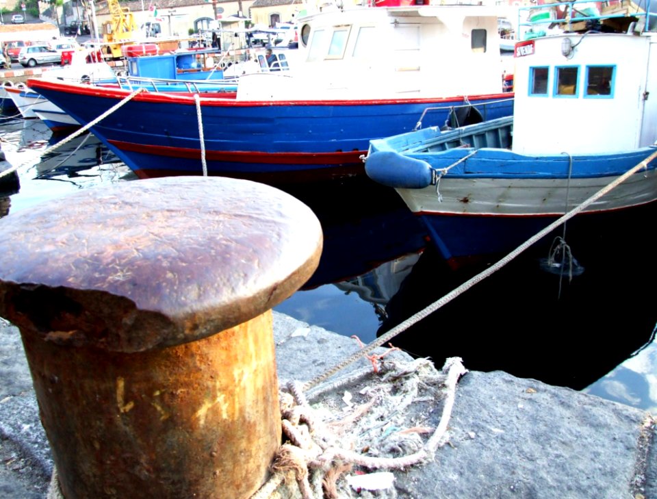 Porto Ulisse-Ognina-Catania-Sicilia-Italy - Creative Commons By Gnuckx