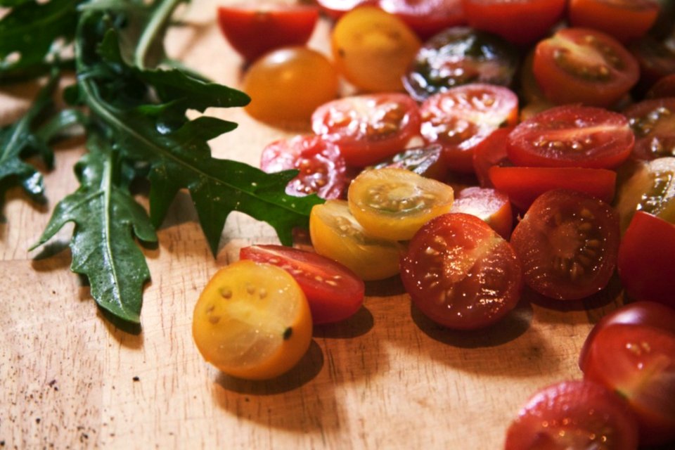 Ruccola Leaves And Cherry Tomatoes