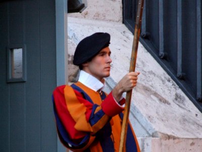 Italy Vatican Swiss Guard - Creative Commons By Gnuckx