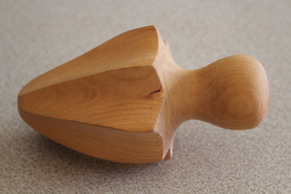 Lemon squeezer wood hand labor