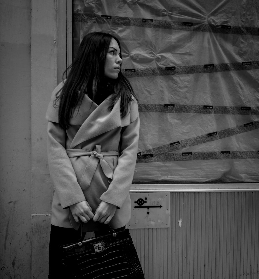 Unknown Beauty Candid Budapest