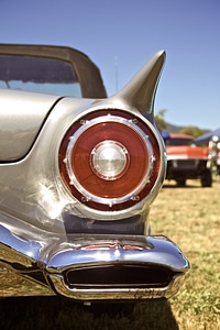 Roadsters drag old
