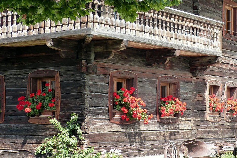 Floral decorations old alpine