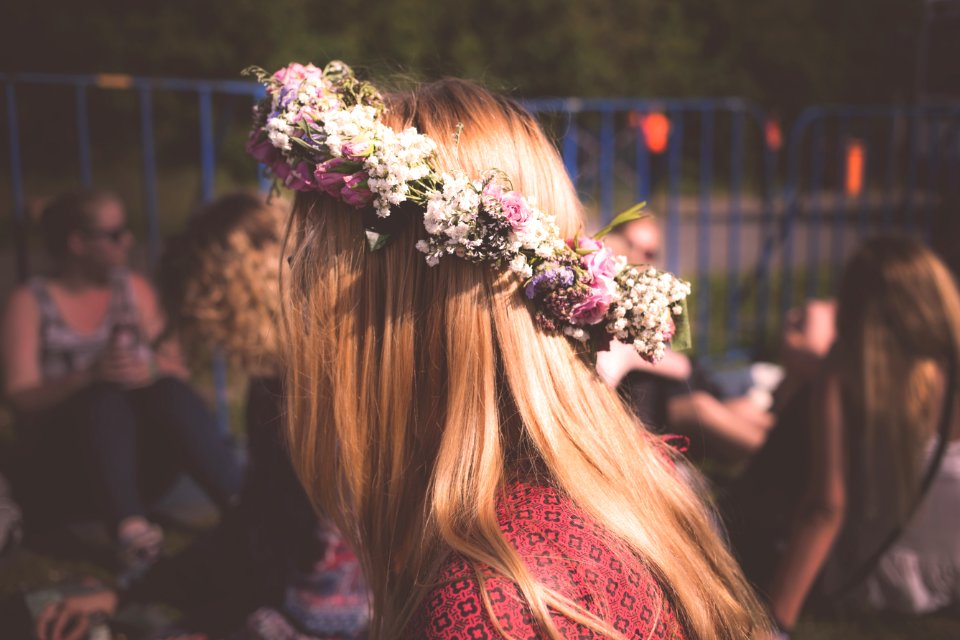 Womens Green And White Floral Headband During Nighttime