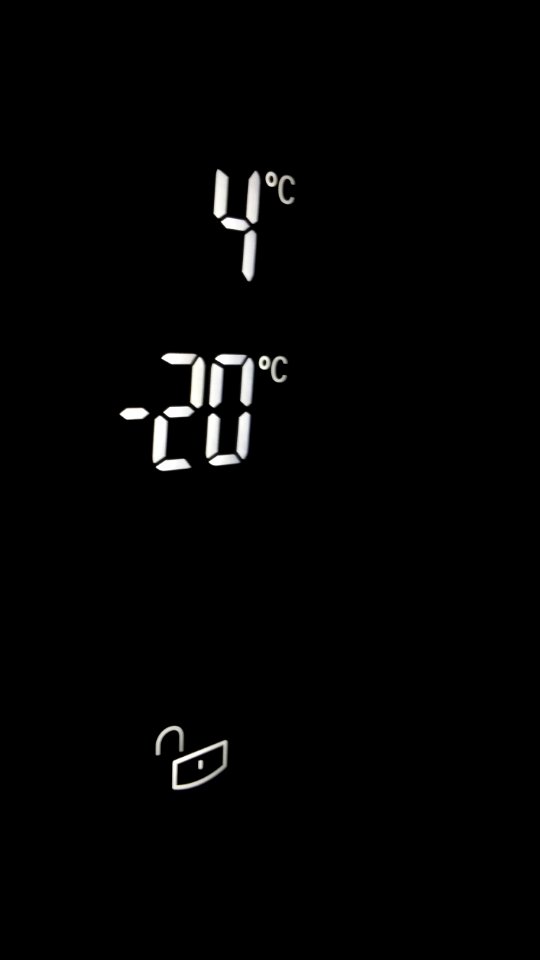 Digital Device Showing Negative 20 Degrees