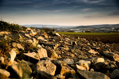 Shallow Focus Photography Of Rocks photo