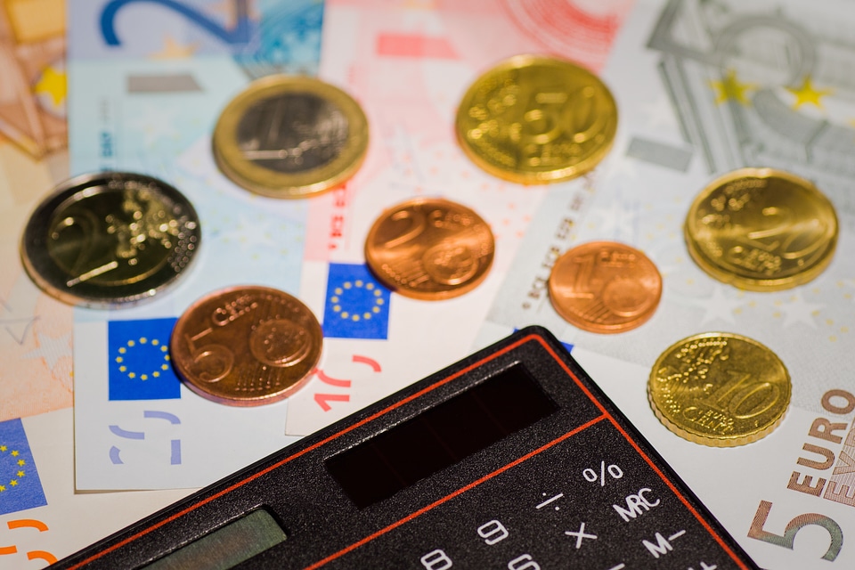 Coins bank note calculator