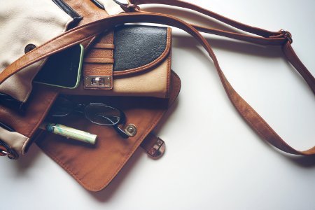 Brown Leather Crossbody Bag With Eyeglasses photo