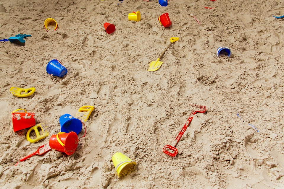 Play playground sand