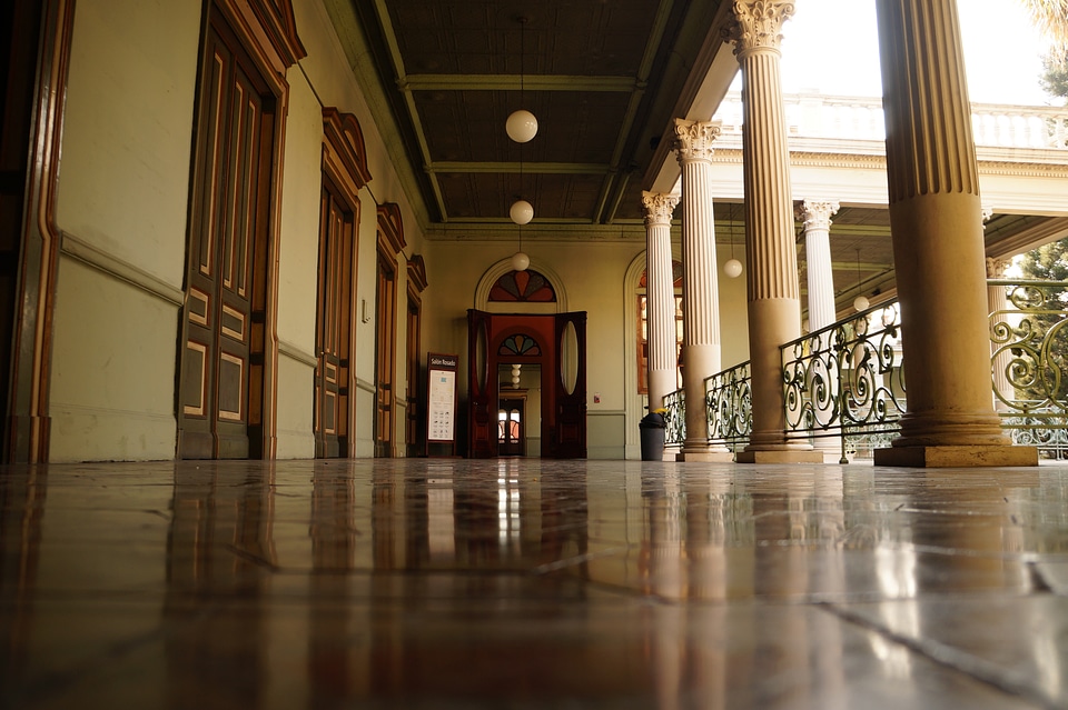 Art corridor structures