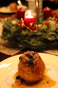 Christmas eat apple