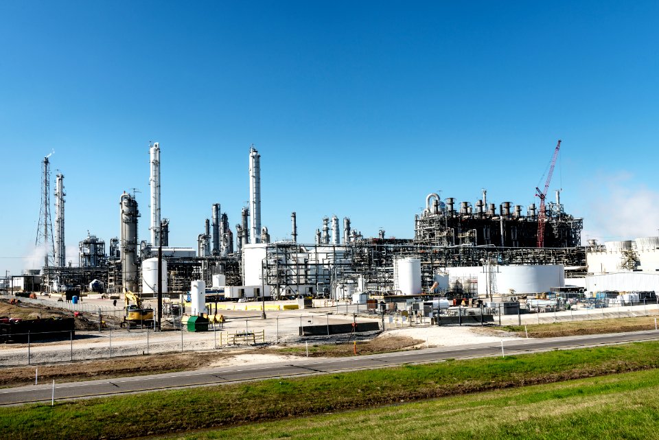 An oil refinery in Groves, Texas. Original image from Carol M. Highsmith’s America, Library of Congress collection.