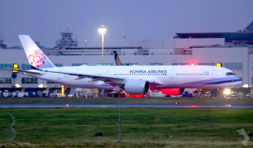 Sky Daytime Aircraft Vehicle photo