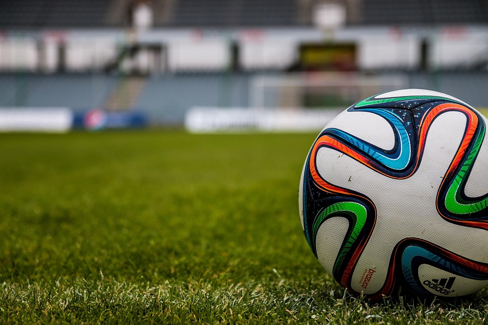 The pitch grass game