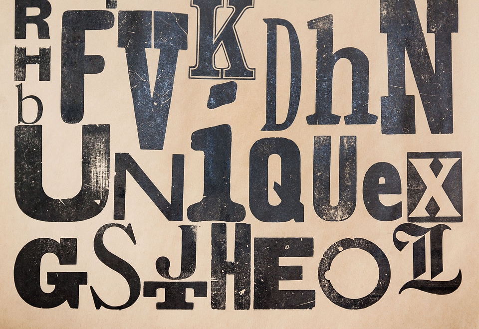 Serifs sans serif fracture