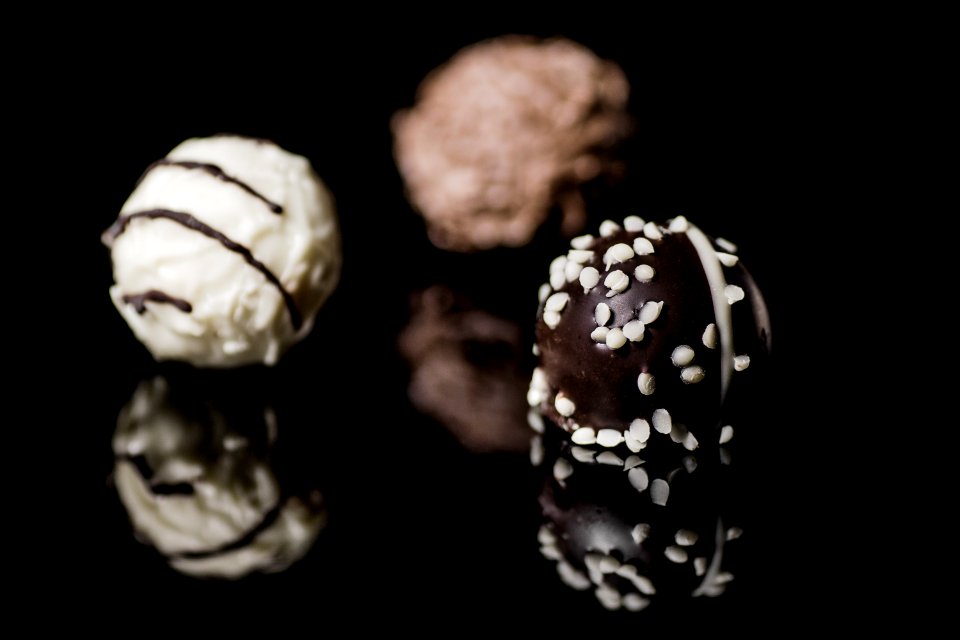 Chocolate And Vanilla Round Pastry