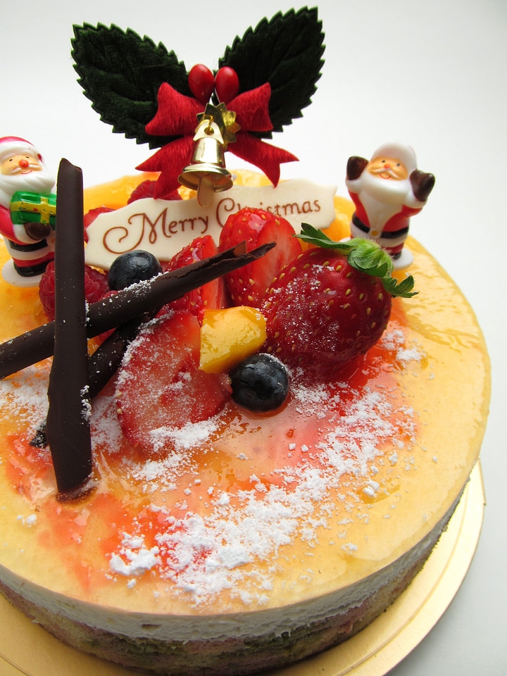 Champagne mango strawberry