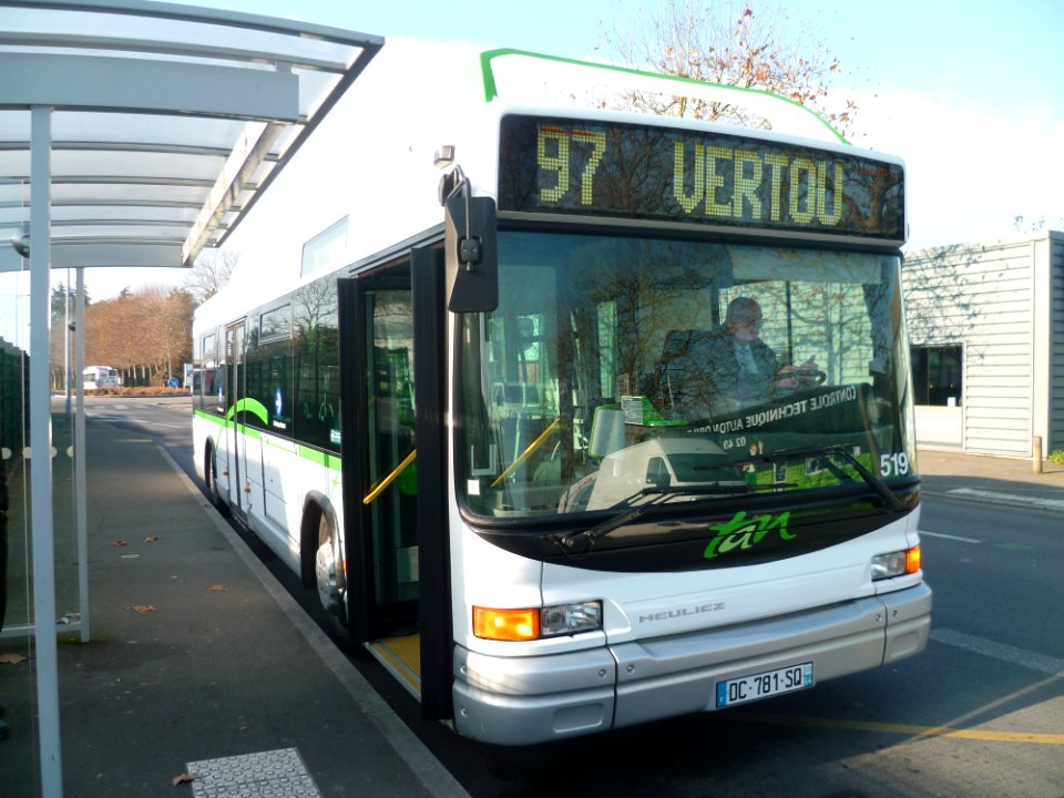 Heuliez GX 317 GNV N519 TAN - Nantes (44)