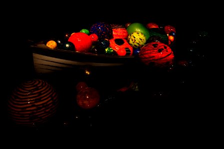 Boat1-Chihuly Gallery-Seattle 2016-2304
