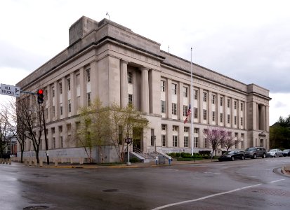Exterior view of U.S Post Office & Court House, Lexington, Kentucky (2013) by Carol M. Highsmith. Original image from Library of Congress. photo