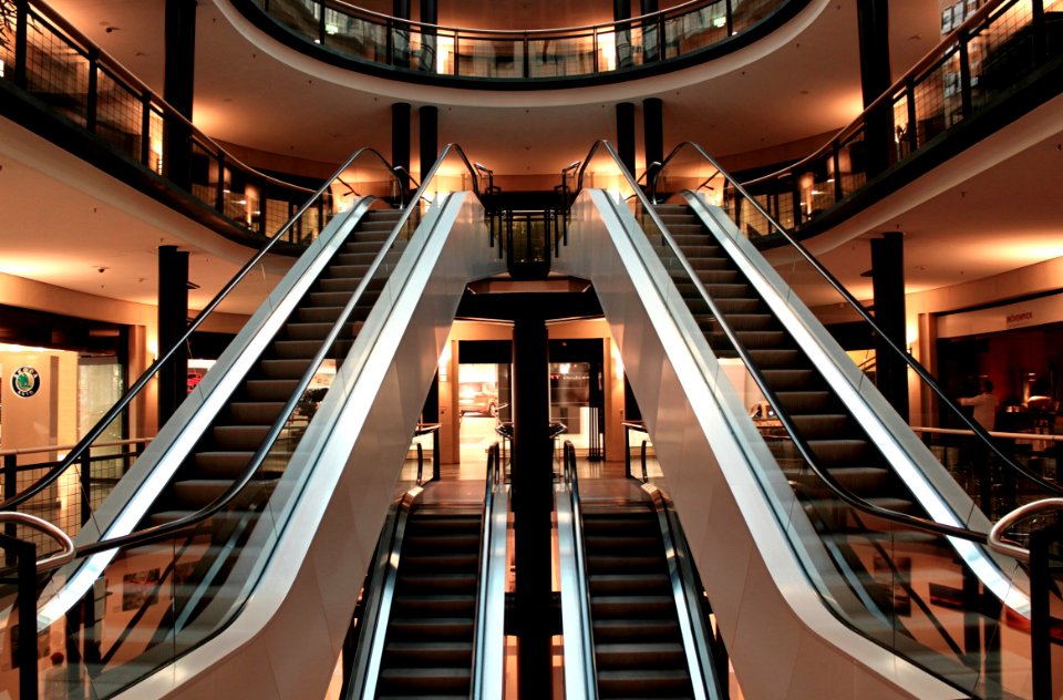 Mall Escalators And Atrium