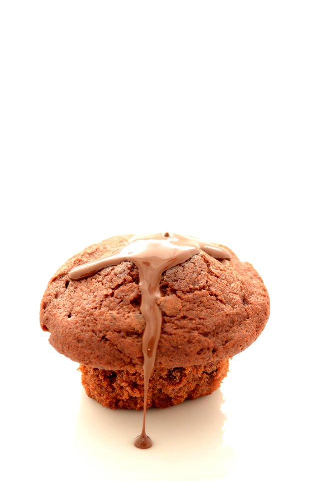 Muffin With Chocolate Sauce