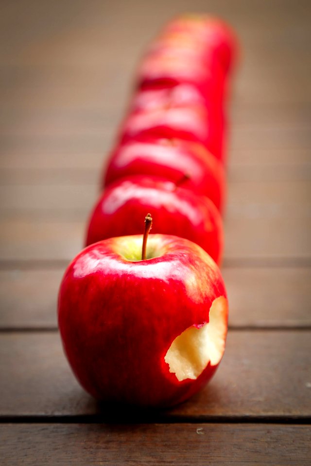 Red Apple