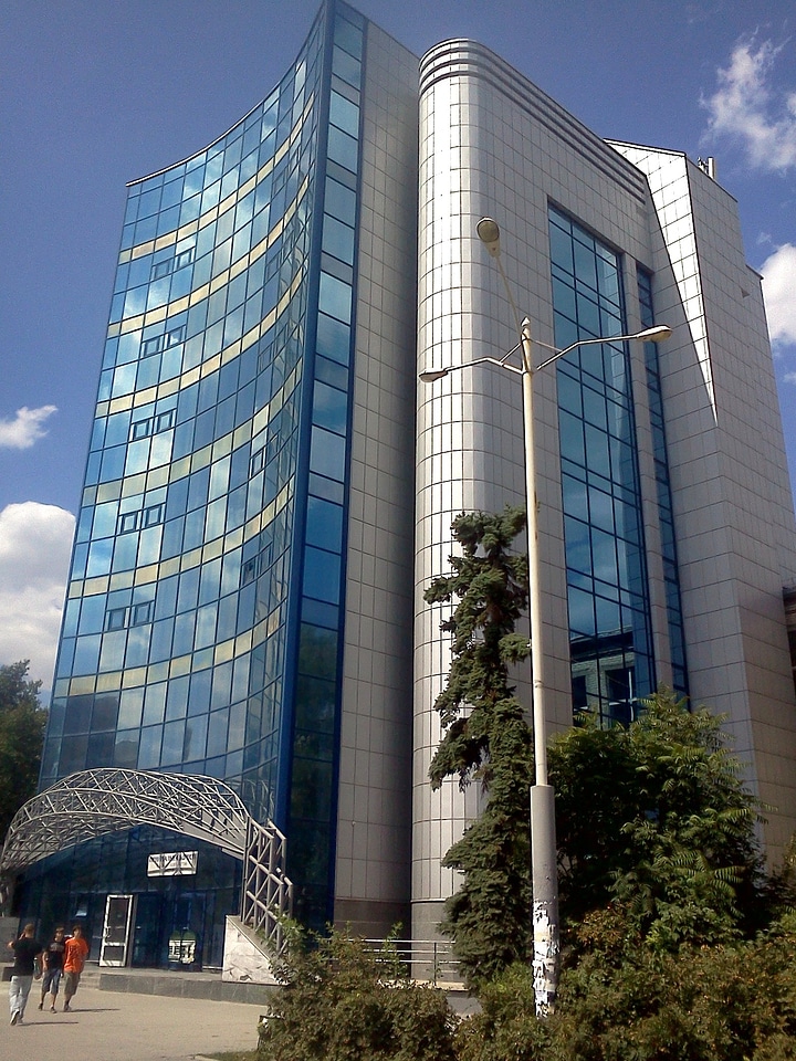 College building architecture