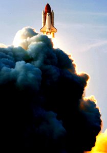 Space shuttle Endeavour lifts off from Launch Pad 39A at NASA's Kennedy Space Center in Florida, 8 Aug. 2007. photo