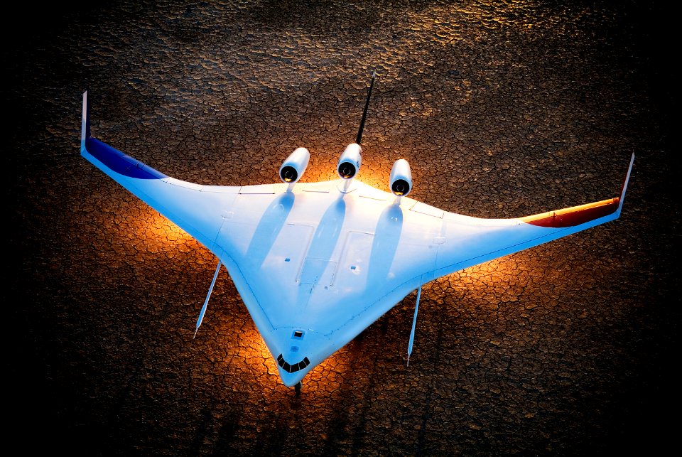 Boeing's X-48B Blended Wing Body technology demonstrator shows off its unique lines at sunset on Rogers Dry Lake adjacent to NASA DFRC. 2006-10-24.