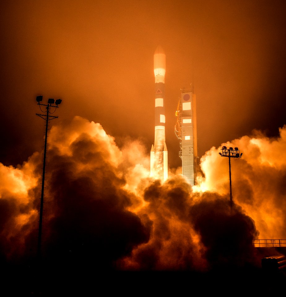 A United Launch Alliance Delta II rocket launches with the Orbiting Carbon Observatory-2 satellite onboard from Space Launch Complex 2 at Vandenberg Air Force Base, Calif. photo