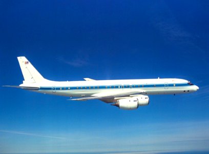 DC-8 NASA 717 in flight over San Francisco, Ca., 1991-05-29. photo
