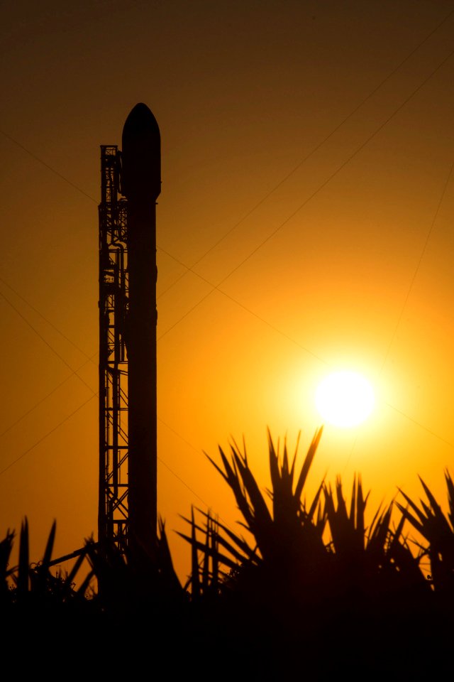 Falcon 9 and JCSAT–14 (2015).