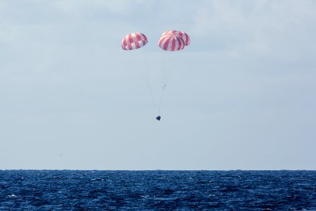 CRS-6 Splashdown (2015).
