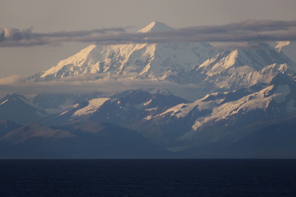 Mountains pacific ocean