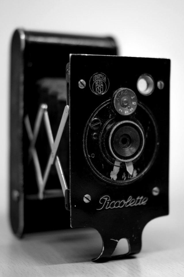 Vintage Piccolette Camera