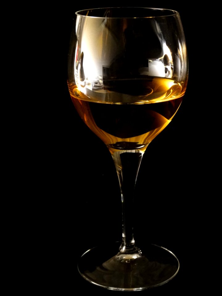 Clear Long Steam Wine Glass