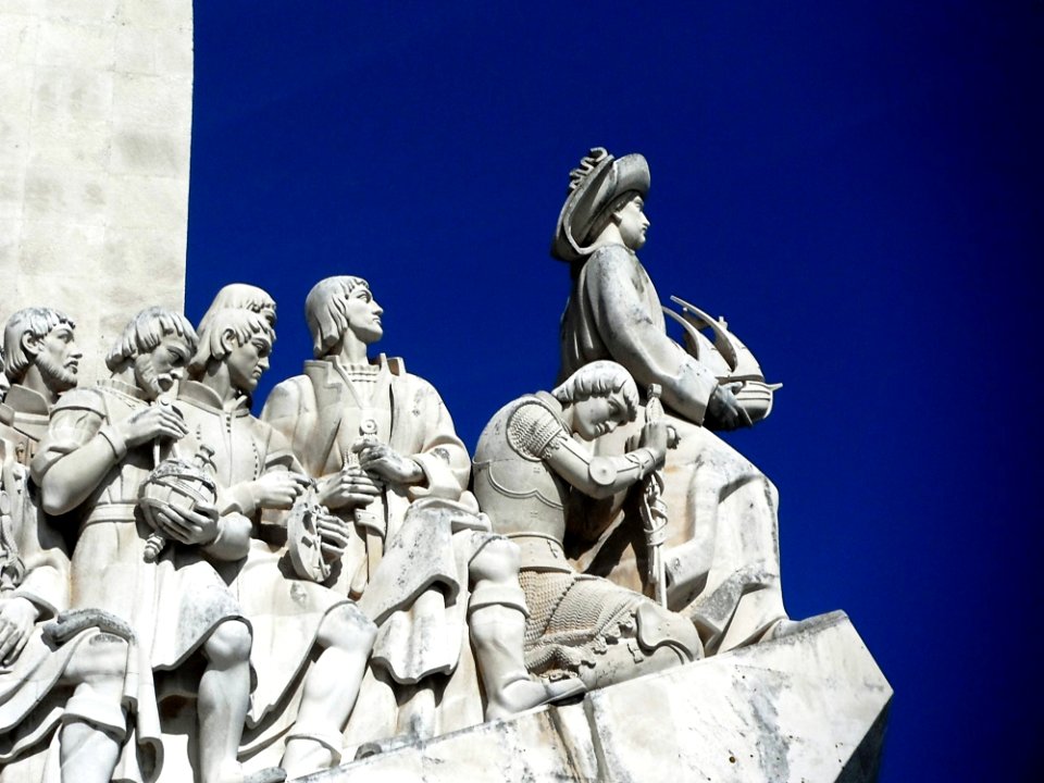 Group Of Person Gray Concrete Statue