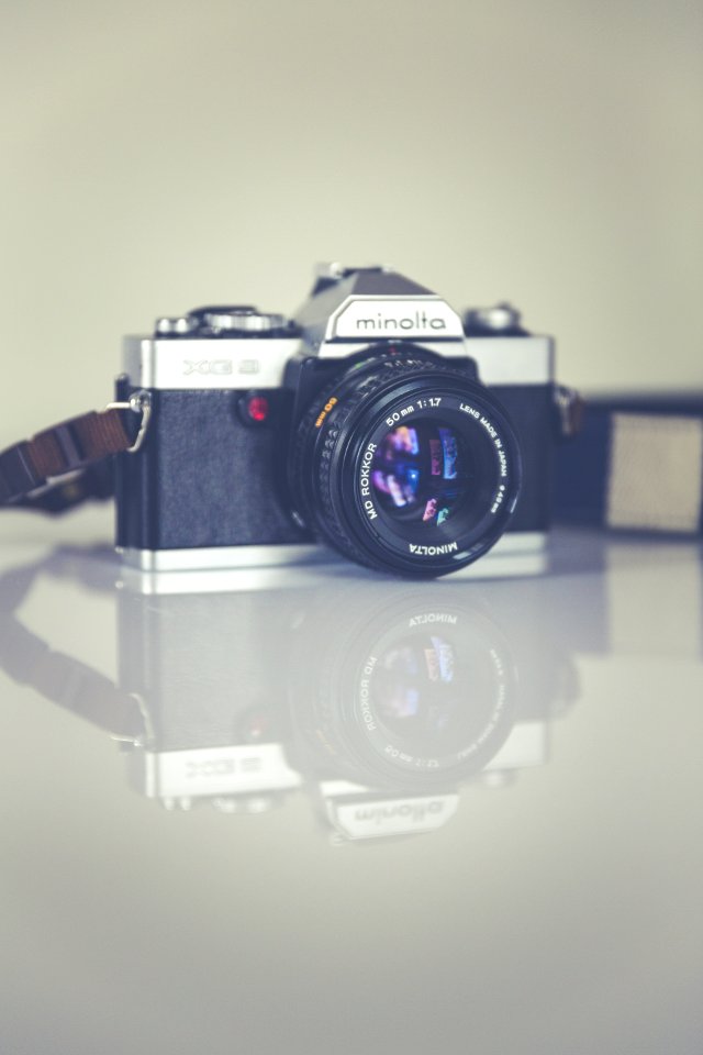 Silver Minolta Dslr Camera