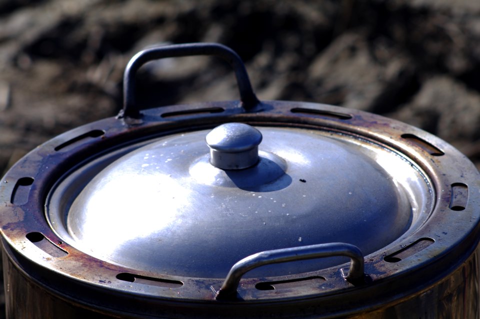 Metal Pot With Lid