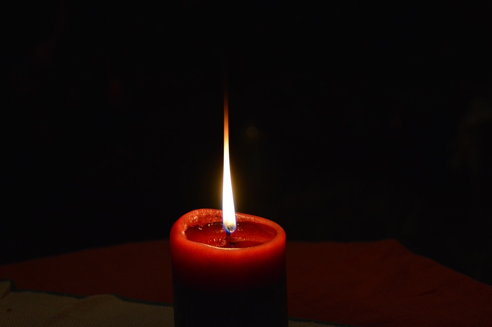 Candlelight dark candle flame