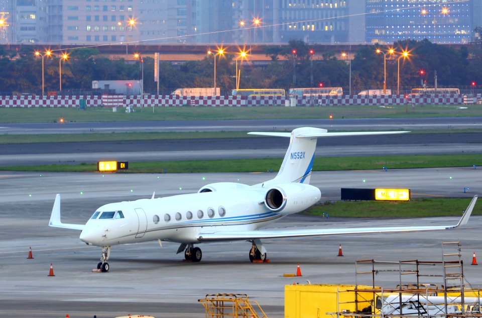 Vehicle Aircraft Infrastructure Light