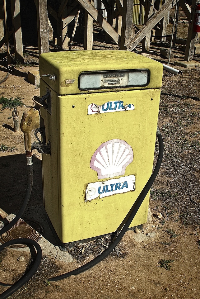 Petrol station benzine refueling