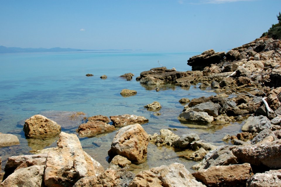 Coast Sea Body Of Water Coastal And Oceanic Landforms