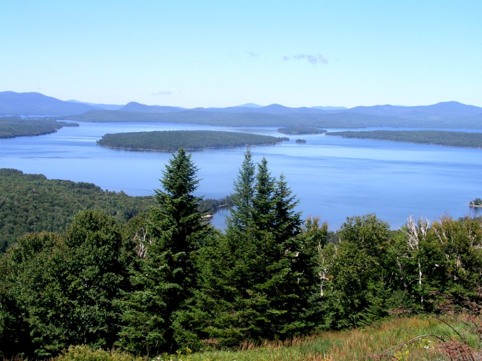 Loch Wilderness Lake Nature Reserve