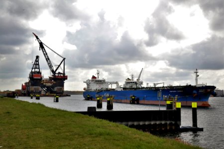 Water Transportation Waterway Crane Vessel Floating Ship