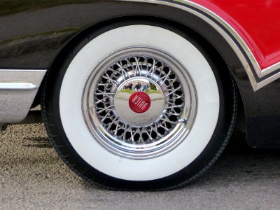Motor Vehicle Car Alloy Wheel Wheel photo